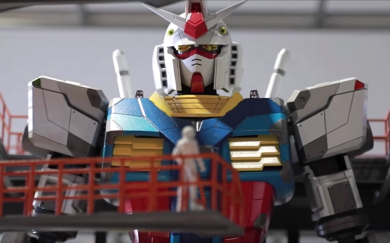 Gundam Robot - Japan